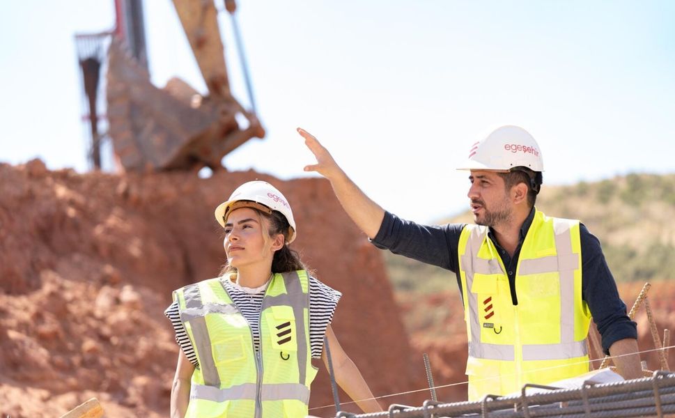 "Mor Baret" ile genç kadınlar sahaya çıkıyor