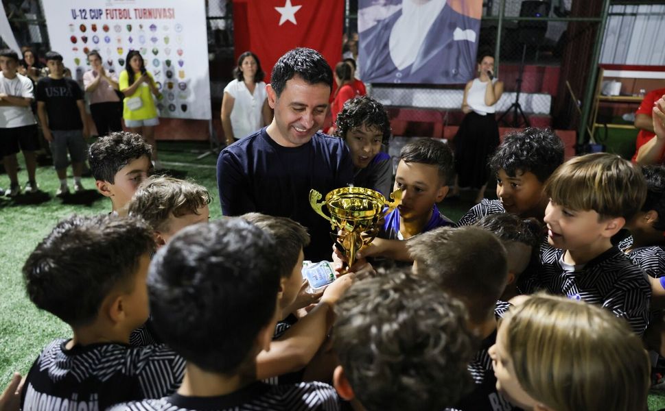 BAYRAKLI’DA U-12 CUP’TA ŞAMPİYON BELLİ OLDU