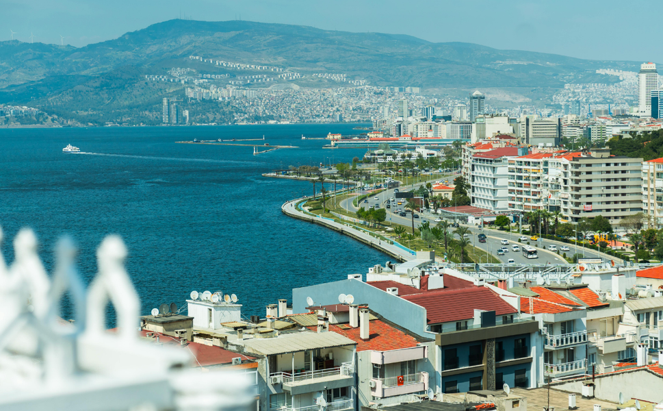 İzmir’de Kavurucu Hafta Sonu: Hissedilen Sıcaklık 40 Dereceye Yaklaşacak