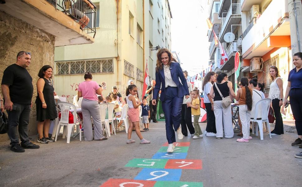 Karşıyaka’da “sokak” çocukların!