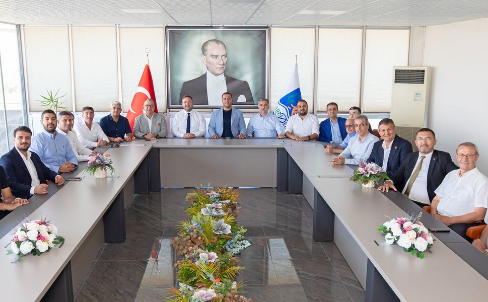 CHP İZMİR İL YÖNETİMİNDEN BALÇOVA VE NARLIDERE BELEDİYE BAŞKANLARINA DESTEK ZİYARETİ