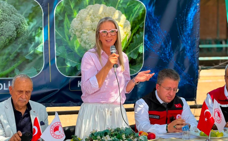 AK Partili Çankırı: “üreten İzmir’in, toprağına sahip çıkan çiftçimizin daima yanındayız”