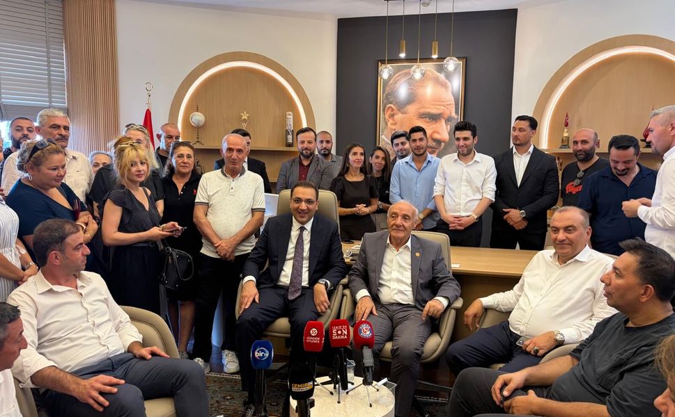 BALÇOVA BELEDİYE BAŞKANI ONUR YİĞİT GÖREVİNE DÖNDÜ: “BALÇOVA HALKININ EMANETİNİ YENİDEN TESLİM ALDIK”