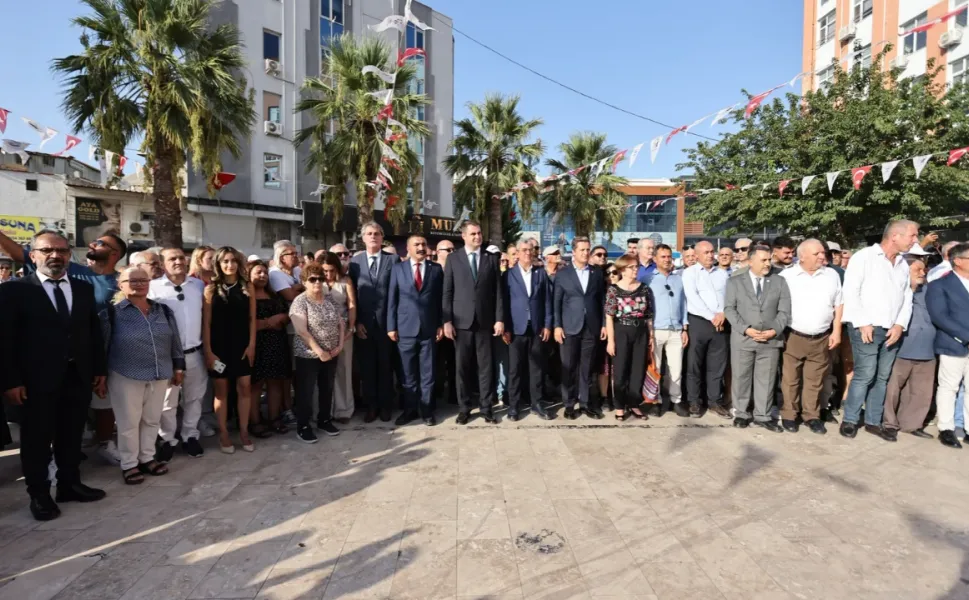 YENİ PARTİ ÇİĞLİ İLÇE BAŞKANLIĞI AÇILDI: “SİLİVRİ TEHDİTLERİNE BOYUN EĞMEYECEĞİZ”