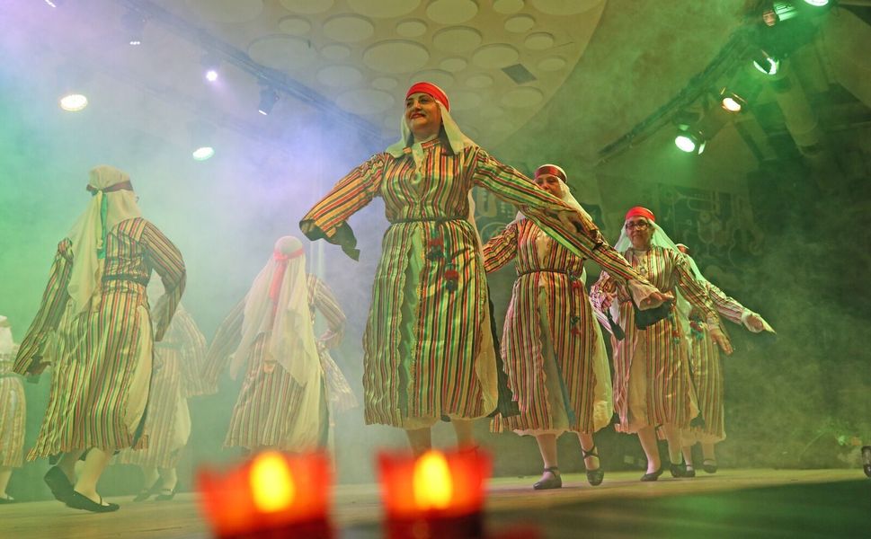 Karşıyaka’da halk dansları kurslarına rekor kayıt!