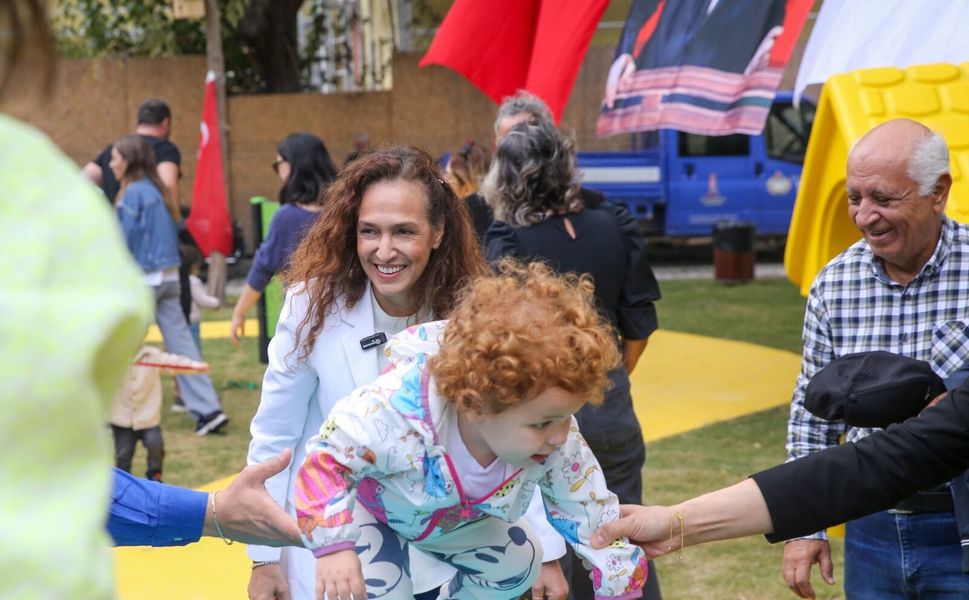 Karşıyaka’nın çocuklarına müjde: “Kent 95 Parkı” hizmete açıldı!