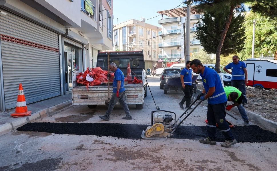 Buca’da Dünya Temizlik Günü’ne özel temizlik harekâtı