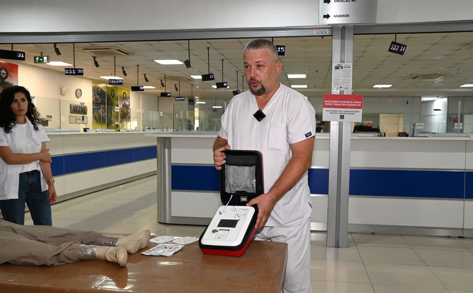 Dünya Kalp Günü’nde Karabağlar Belediyesi’nden önemli hizmet