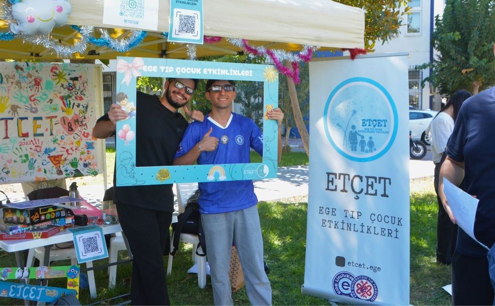 Ege Tıp öğrenci toplulukları yeni üyeleriyle buluştu