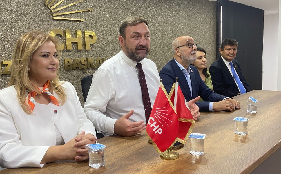 CHP Karşıyaka’dan İl Başkanlığı’na Çıkarma Gümrükçü: “Yuvaya Dönüşler Başladı, Artarak Sürecek”
