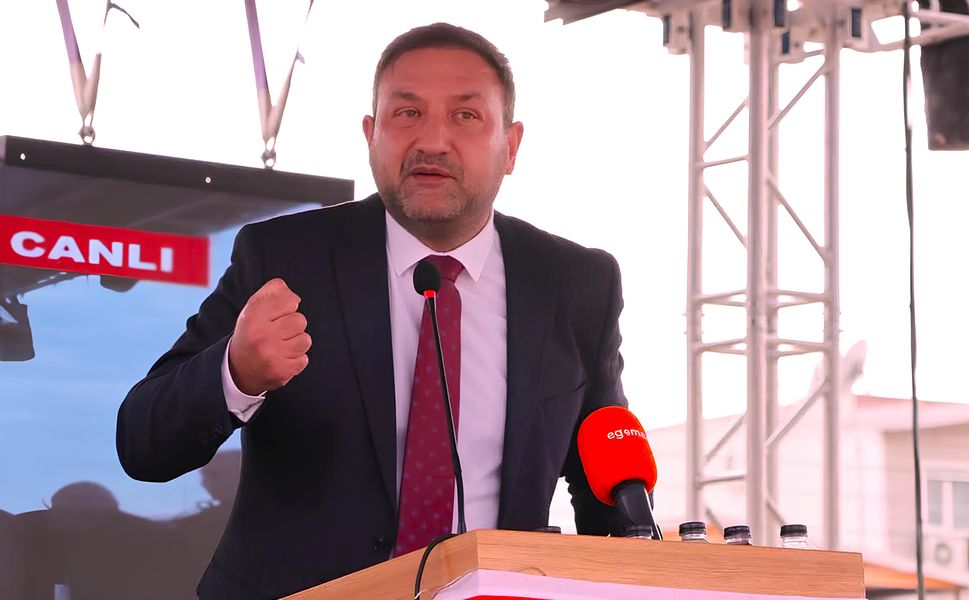 GÜMRÜKÇÜ: “SİYASİ MAKAM KİŞİSEL MÜLK DEĞİLDİR”