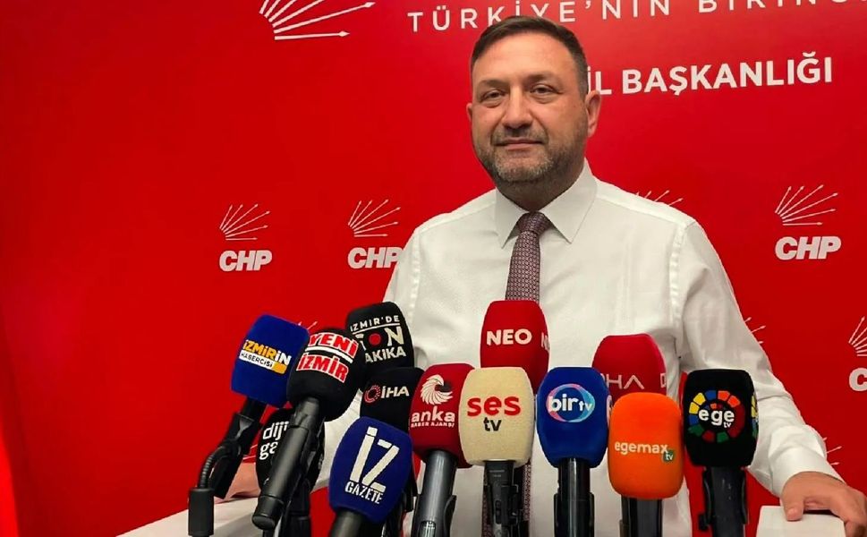 GÜMRÜKÇÜ’DEN İZMİR’E KILIÇDAROĞLU TEŞEKKÜRÜ İZMİR KILIÇDAROĞLU’NU YİNE BAĞRINA BASTI
