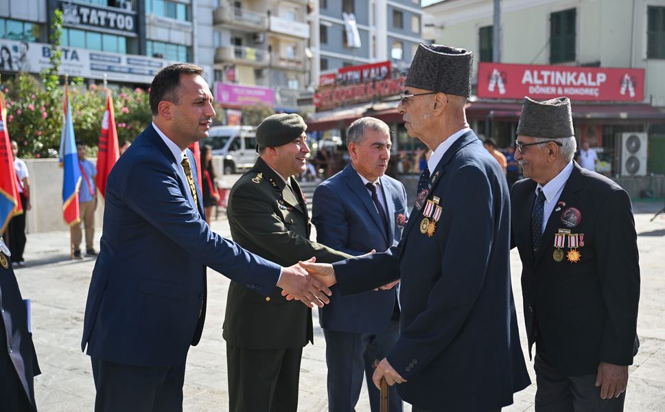 Bornova'da 19 Eylül Gaziler Günü törenle kutlandı