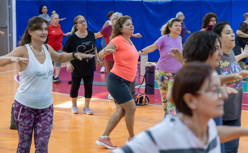 Karşıyakalılar güne sporla başlıyor