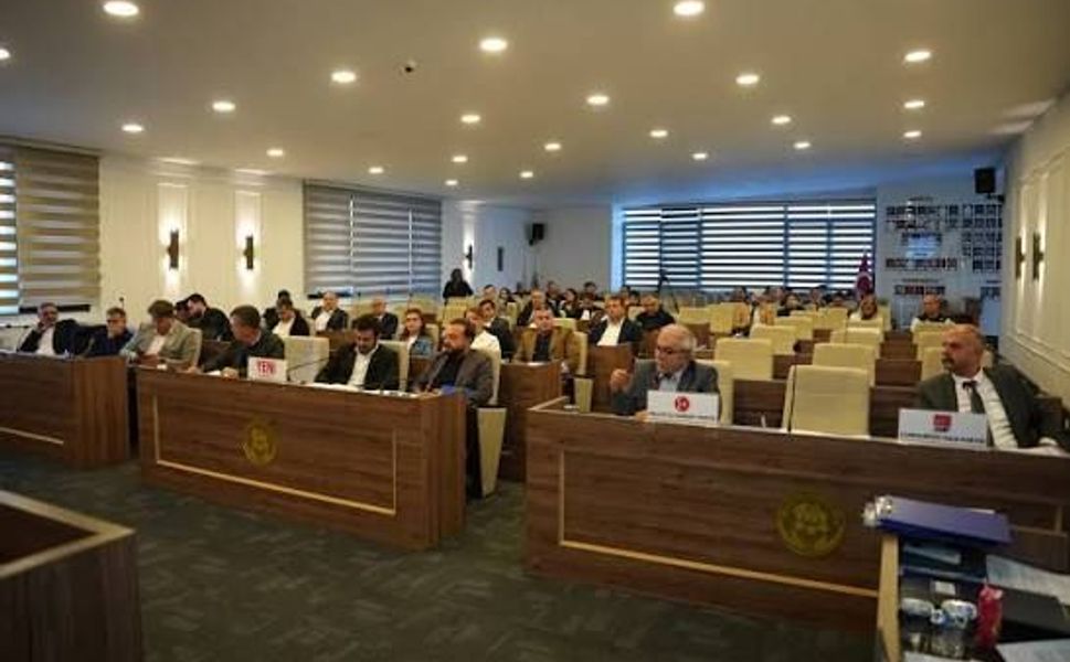 KEMALPAŞA BELEDİYESİ’NİN 2027 YILI MALİ BÜTÇESİ KABUL EDİLDİ