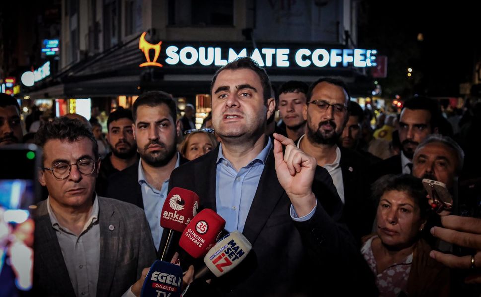 BAŞKAN GÜÇ KAYGAN SİYASETÇİLERE SESLENDİ: “İLK SEÇİMDE AKP İLE BİRLİKTE YOK OLACAKLAR”