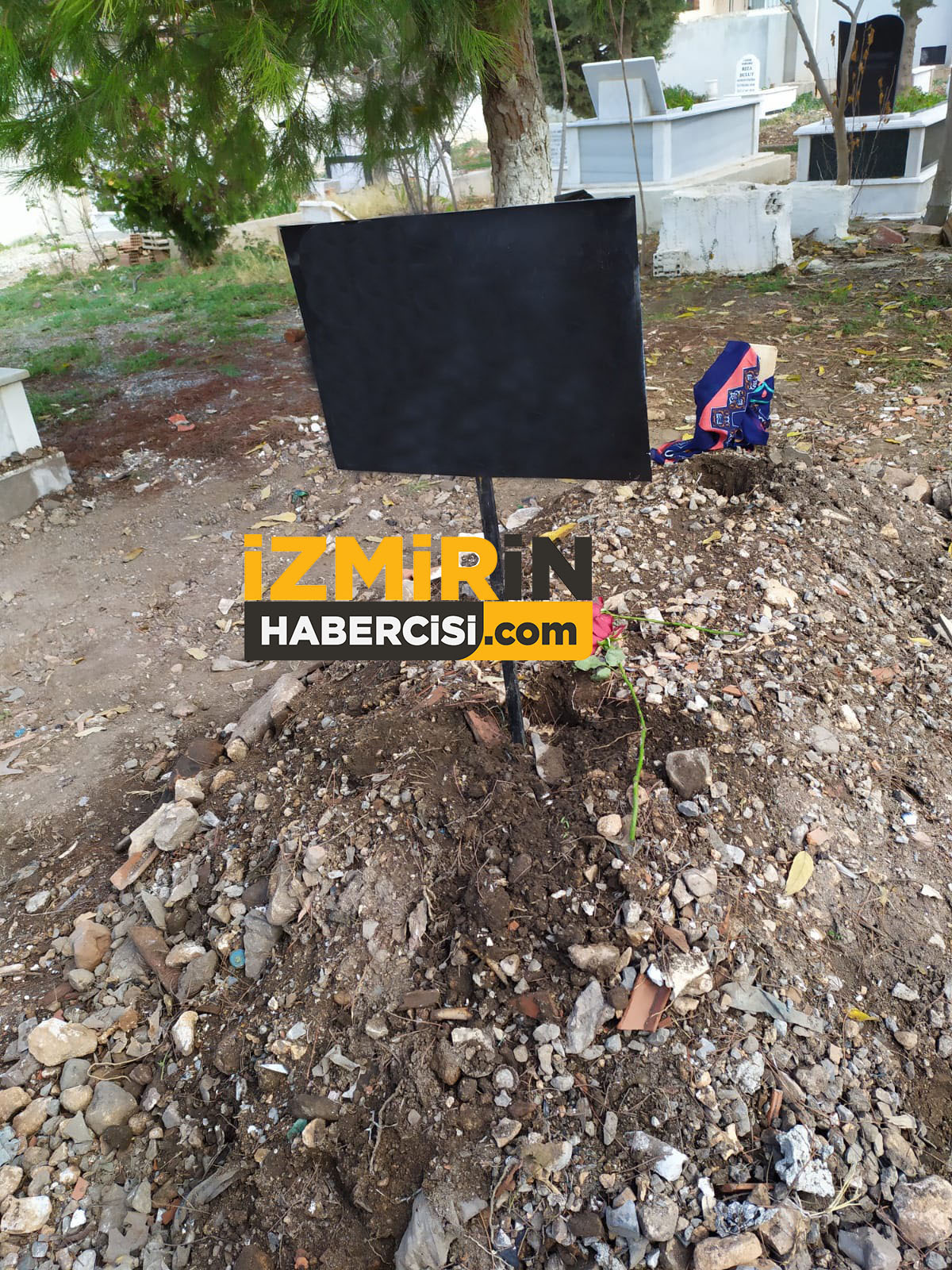 Annesi için ölüyü mezardan çıkarmaya çalıştı! İzmir'in Habercisi