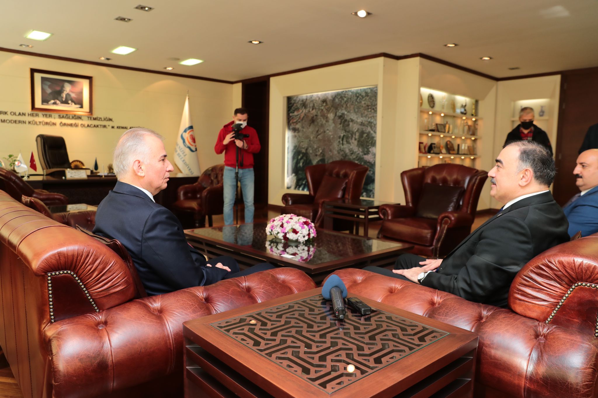 Azerbaycan Büyükelçisi’nden Başkan Zolan’a ziyaret (1)