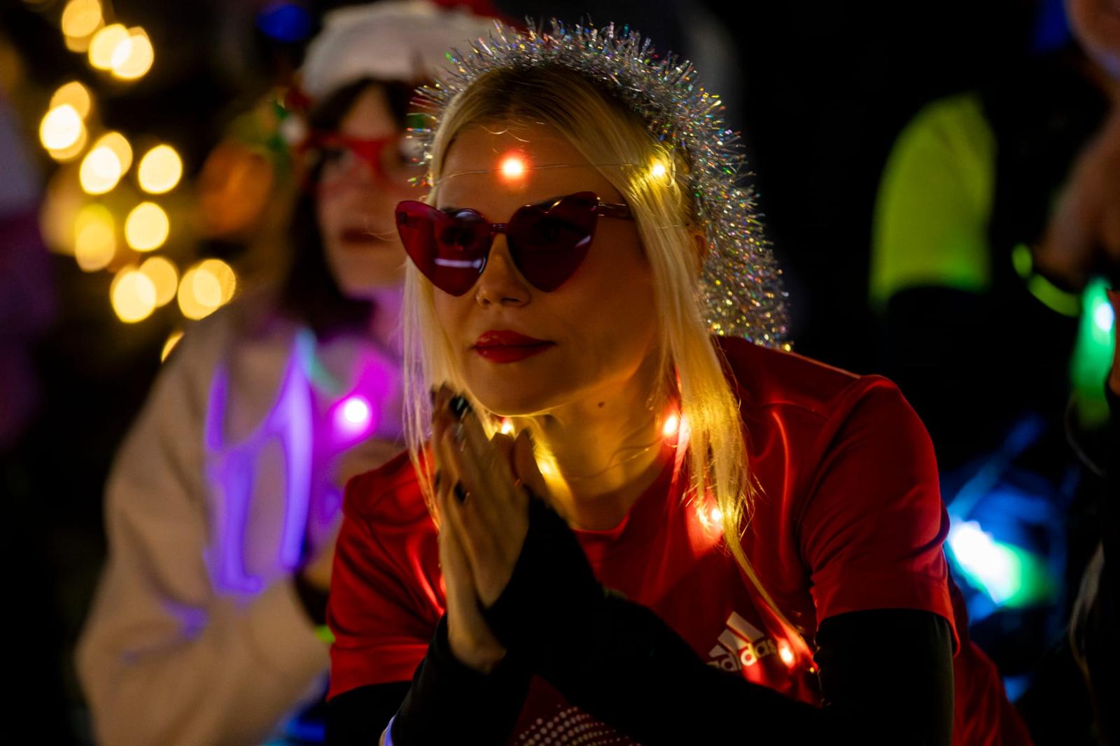 21 Aralik Gecesini Izmirliler Aydinlatti 4I