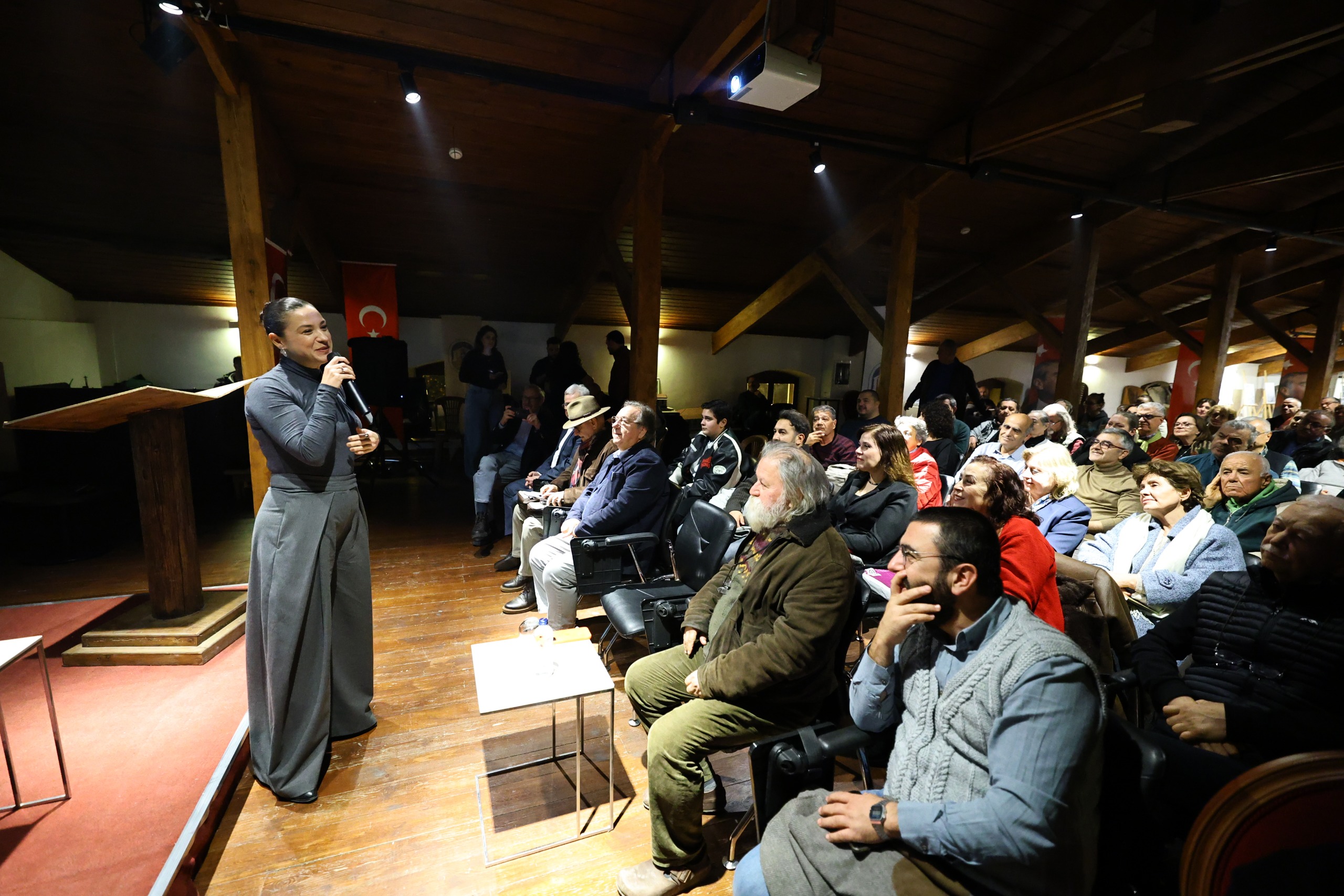 9 Izmir Mizah Festivali Filiz Ceritoglu Sengel