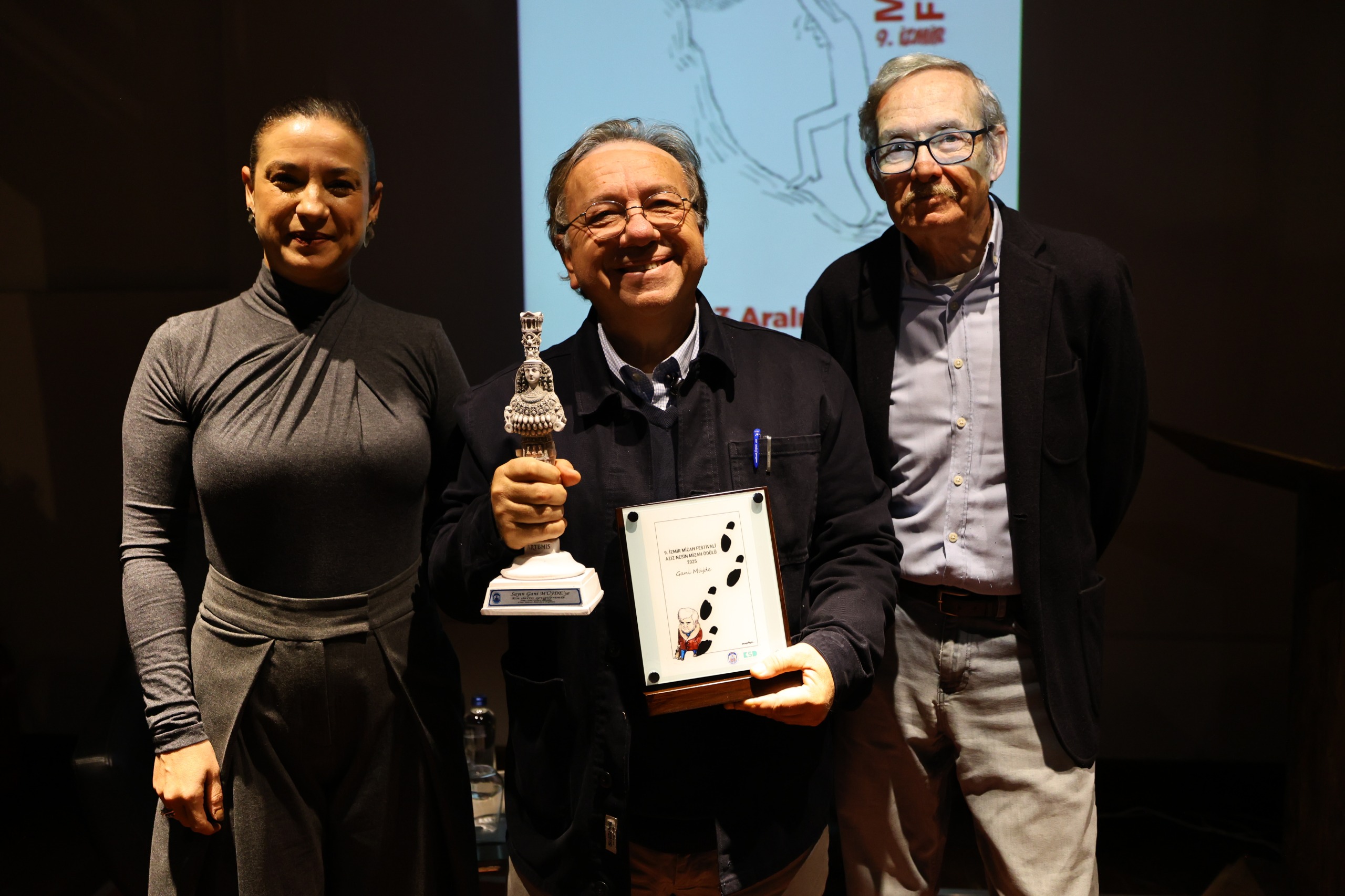 9 Izmir Mizah Festivali Gani Mujde