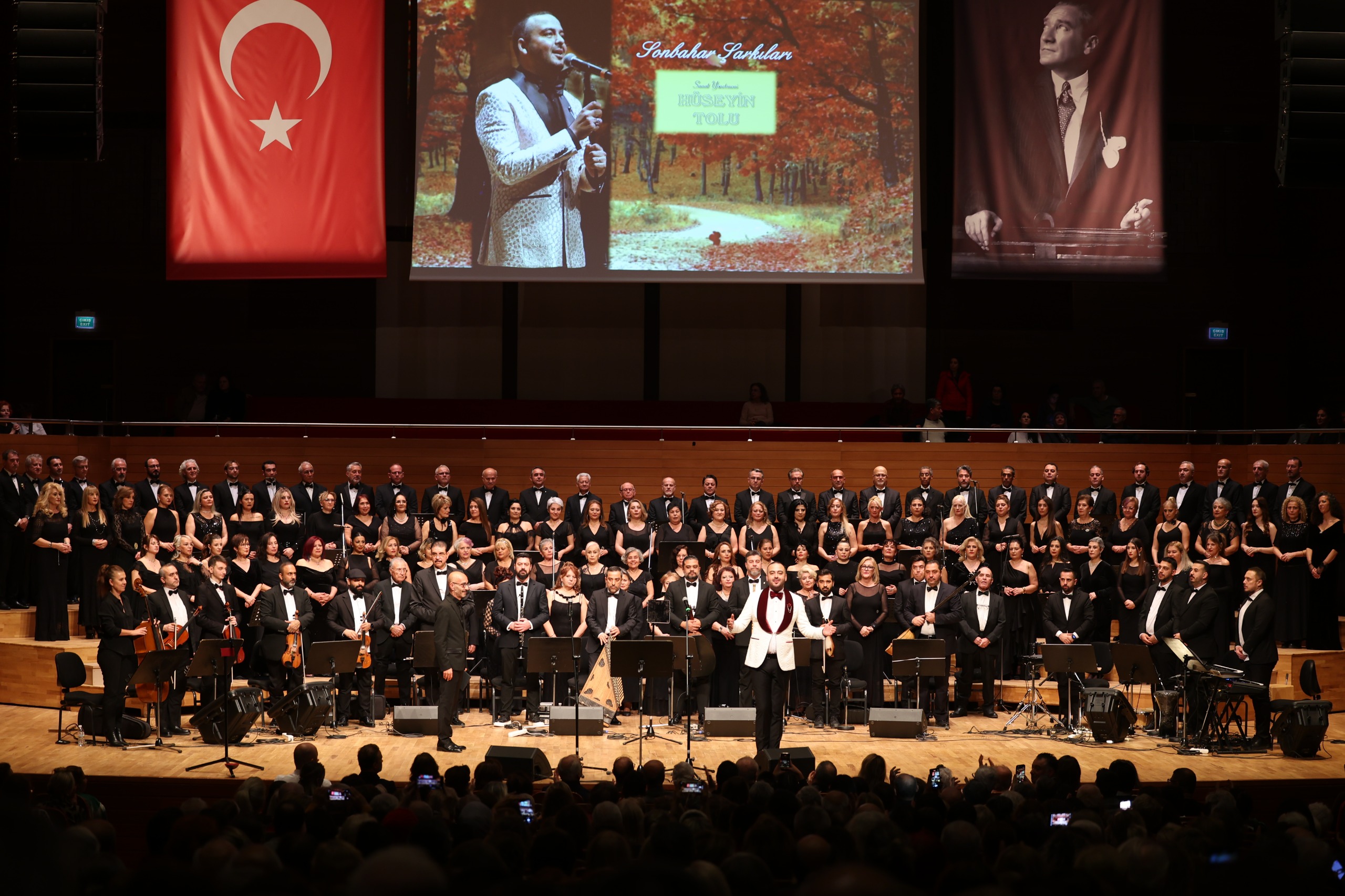 Buyuksehir Korosu Sonbahar Sarkilariyla Yureklere Dokundu 3