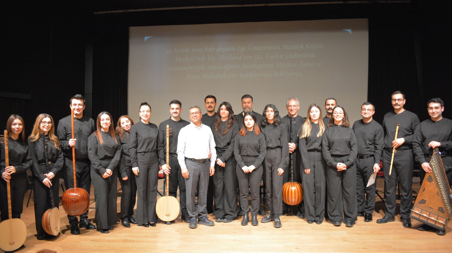 ++Eü Dtmk Hz. Mevlânâ’yı 752. Vefat Yıl Dönümünde “Acemaşirân Mevlevî Âyini” Ile Andı (1)