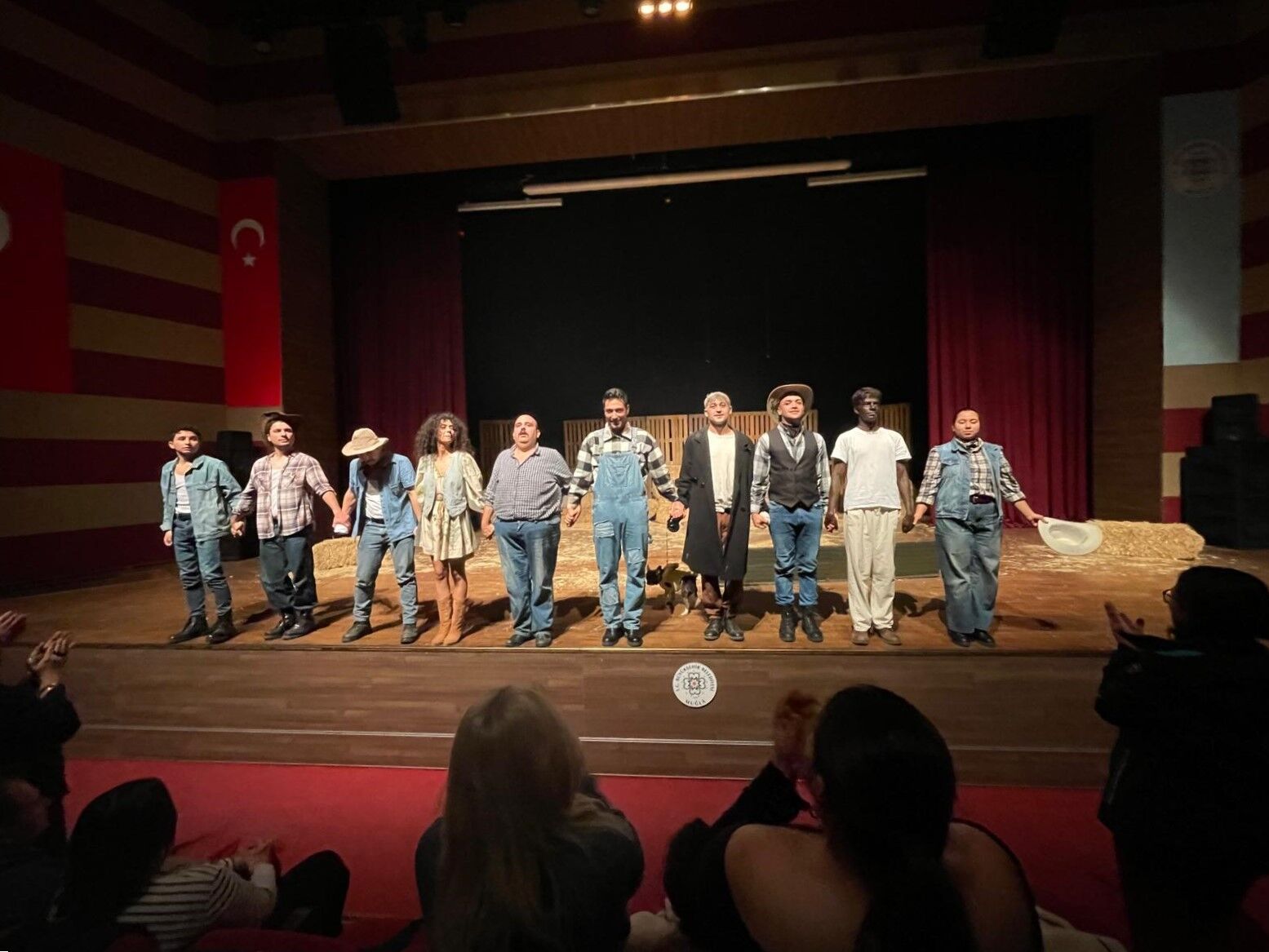 “Fareler Ve İnsanlar” Yıldız Kenter Sahnesinde Sanatseverlerle Buluştu (2)