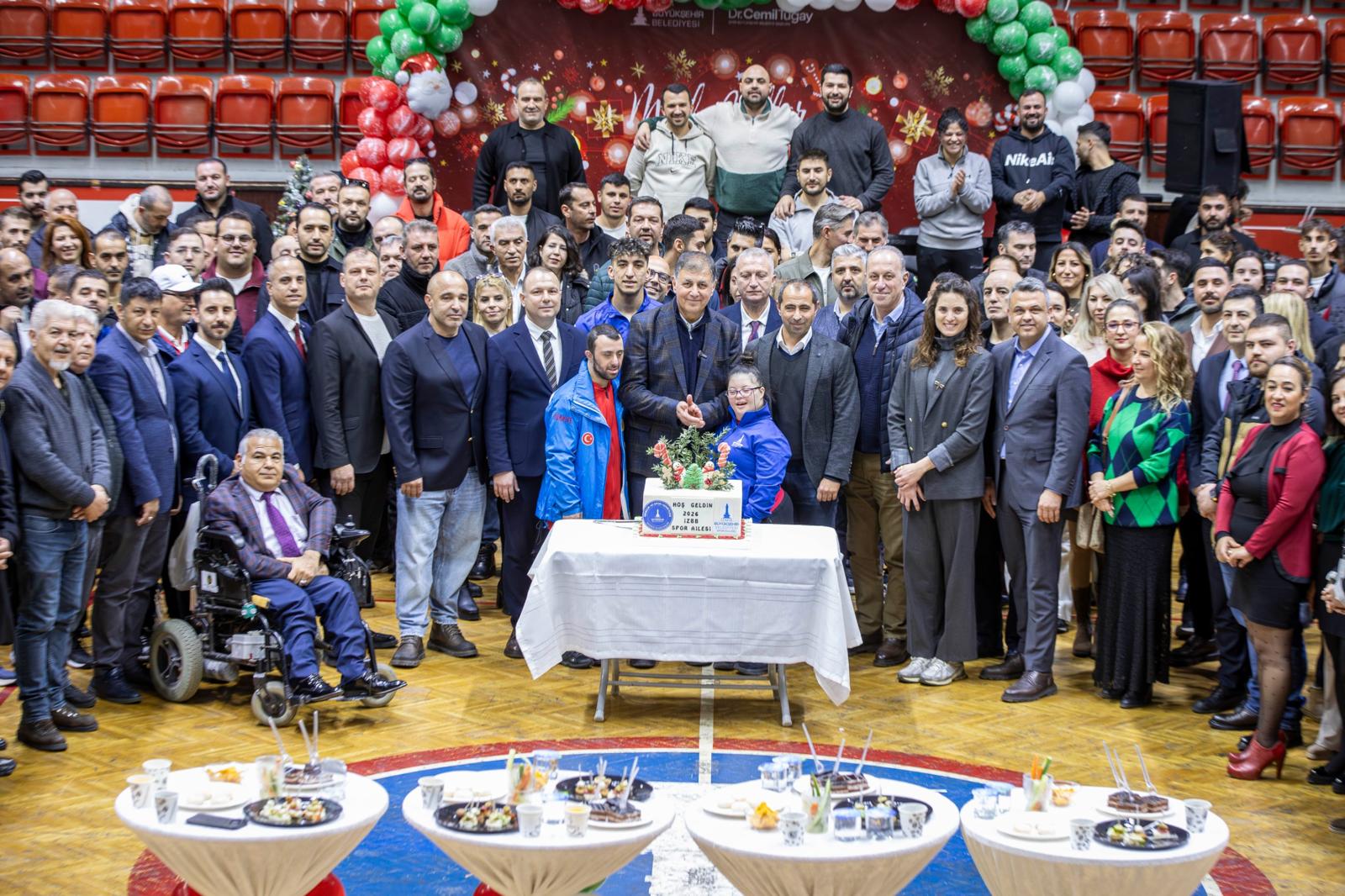 Izmir Buyuksehir Sporculari Yeni Yil 4