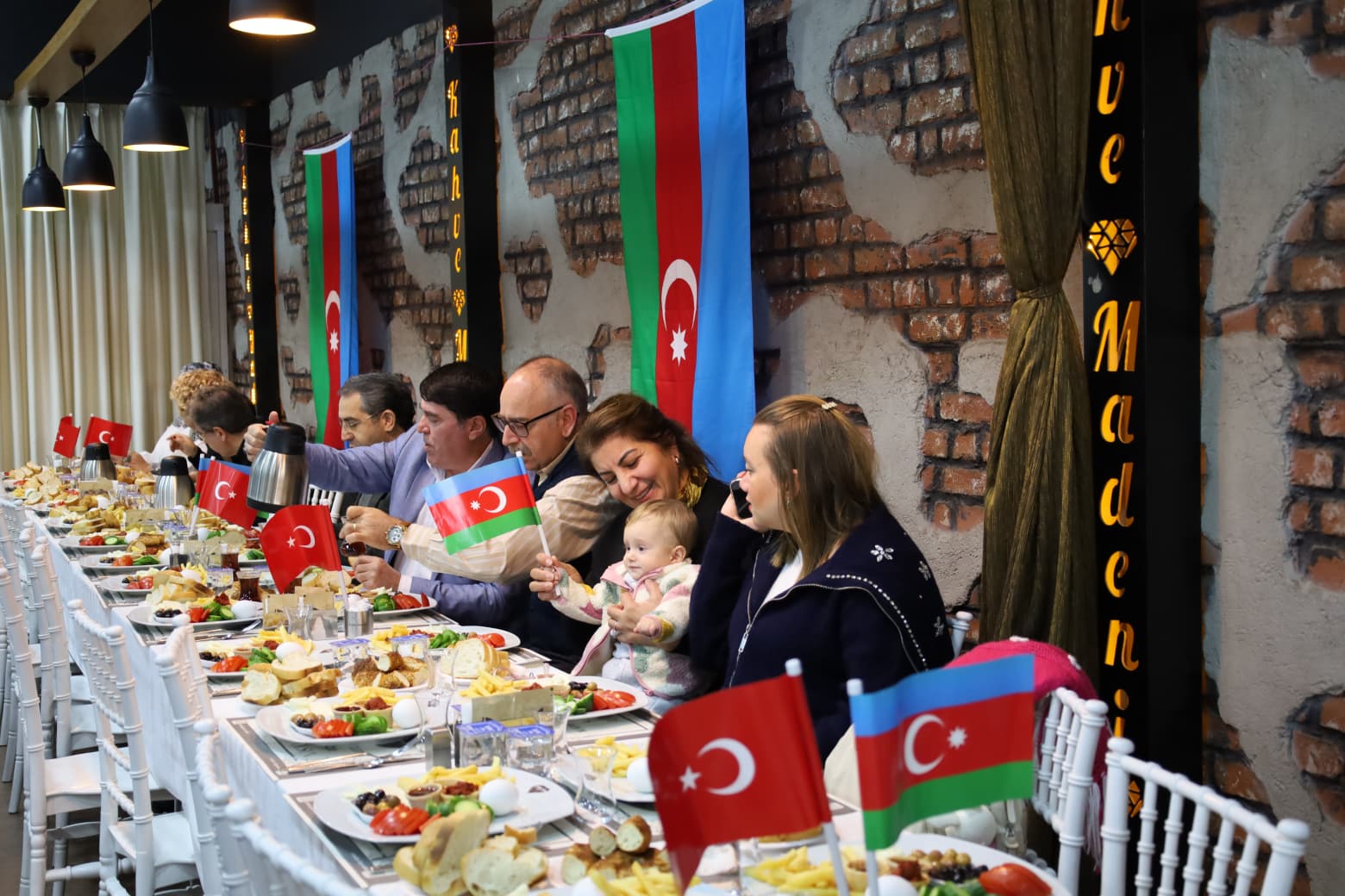 Izmirde Haydar Aliyeve Vefa Programi 16