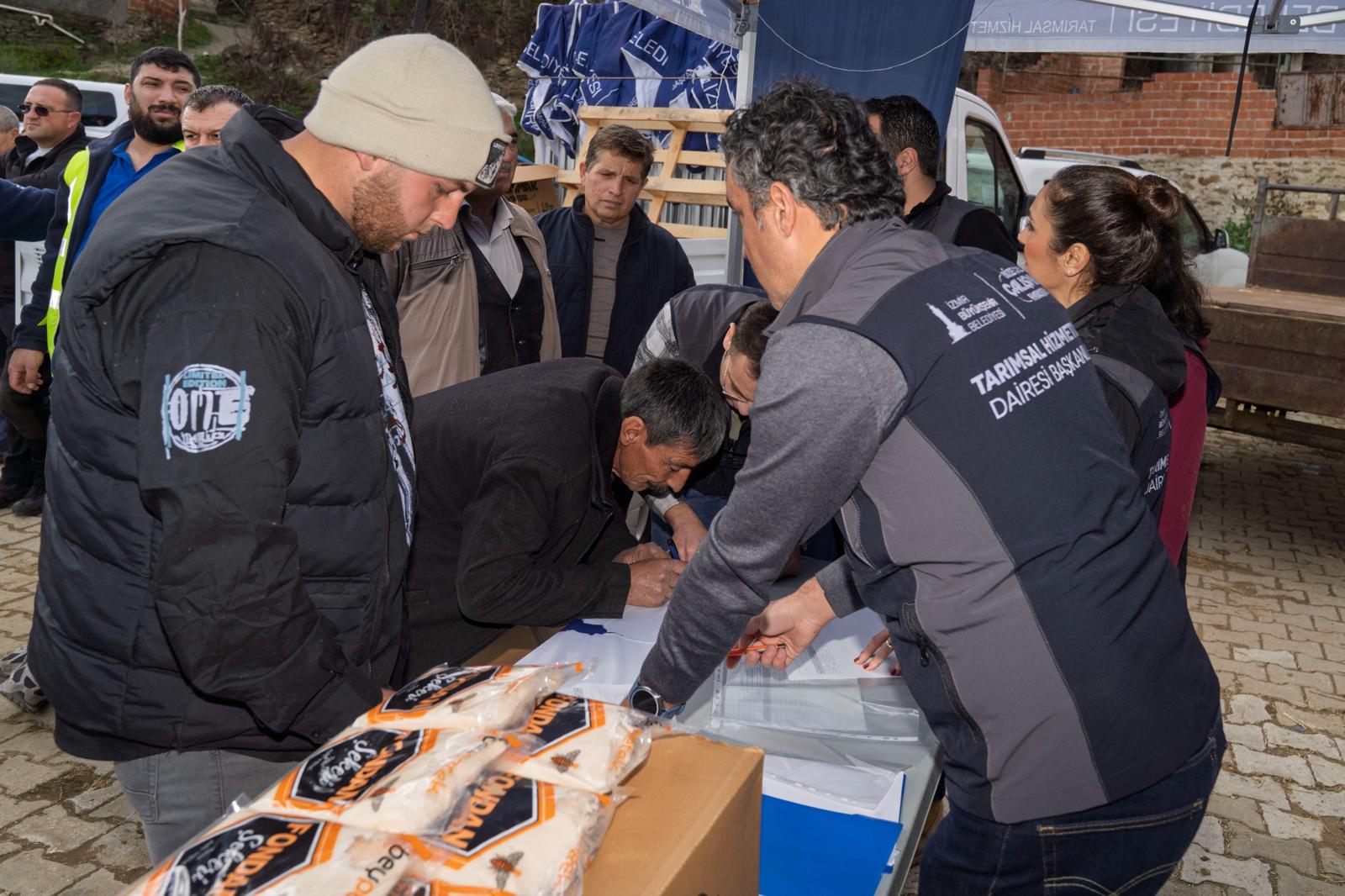 Izmir Buyuksehir Den Aricilara Destek 2