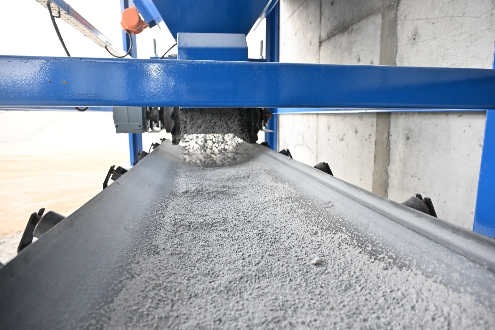 Manisa Büyükşehir Belediyesinde Asfalt Seferberliği (8)