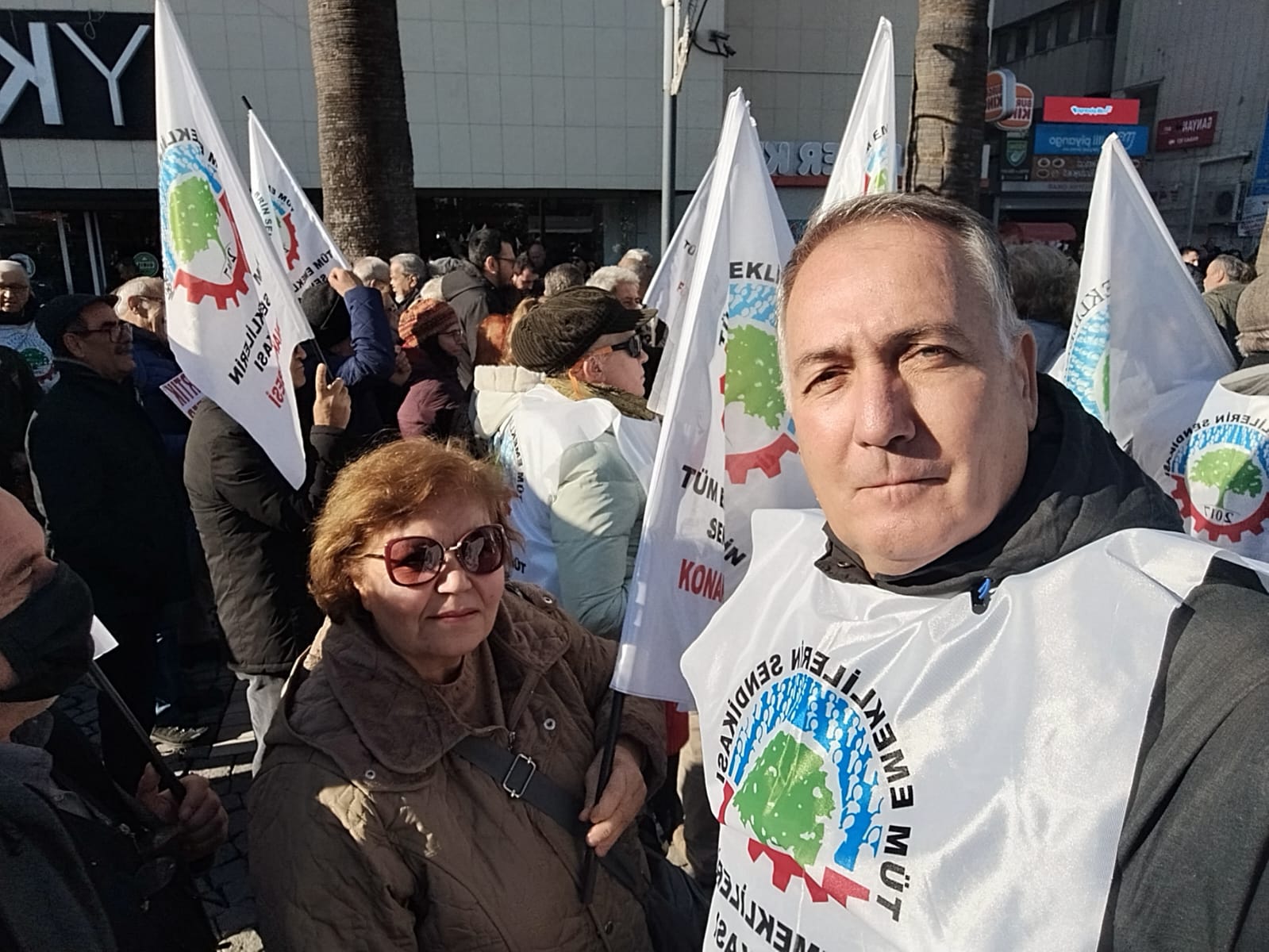 Tum Emeklilier Sendikasi Eylem