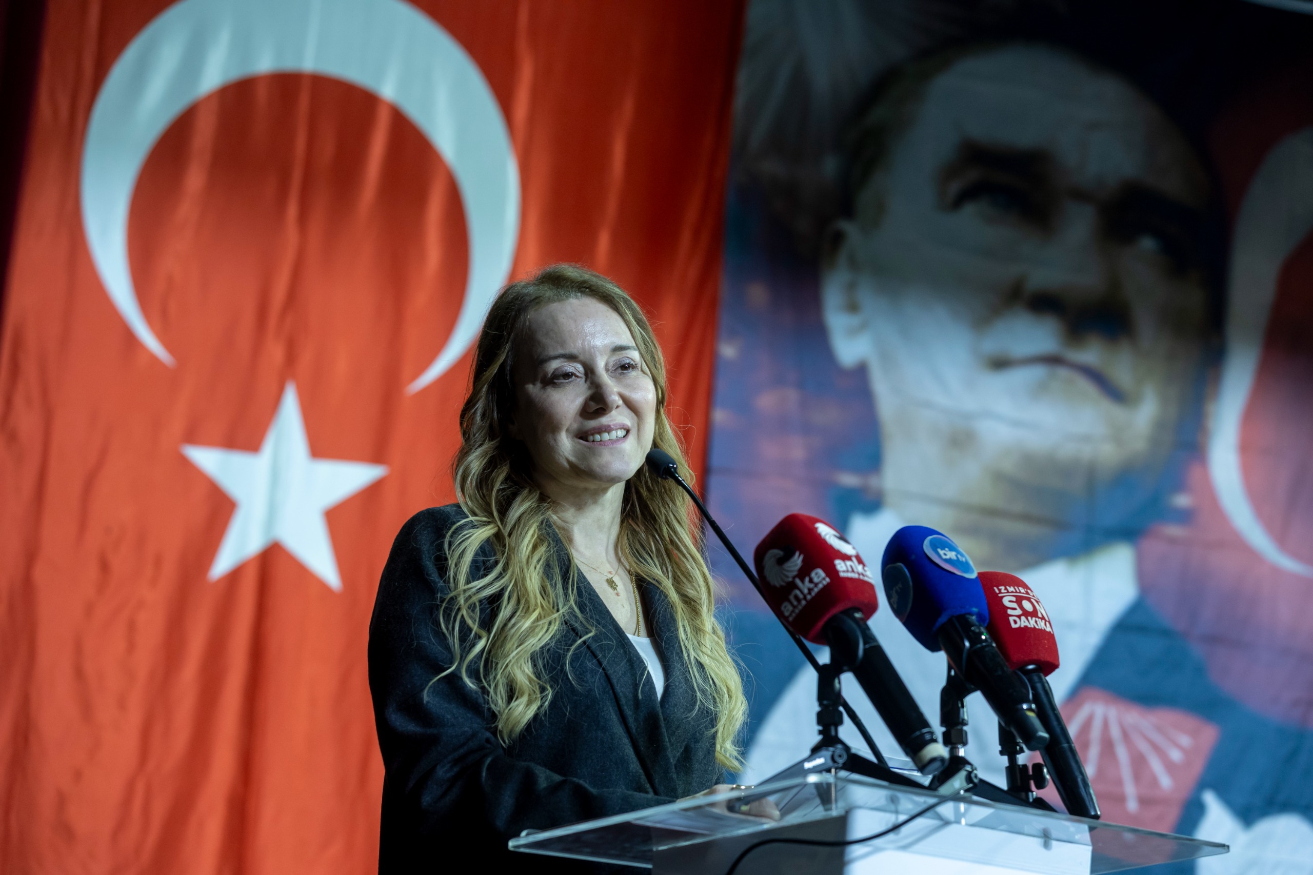 Romanların Sesi Konak’tan Yükseldi (1)