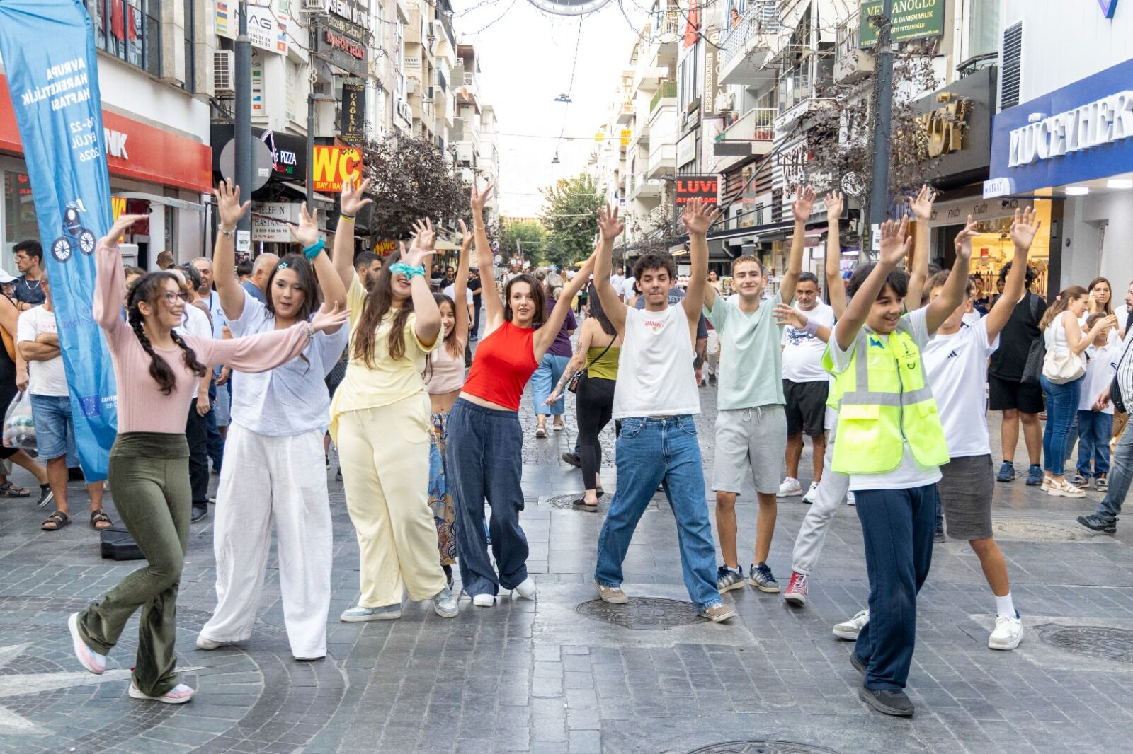 Karşıyaka’da hareketli hafta!