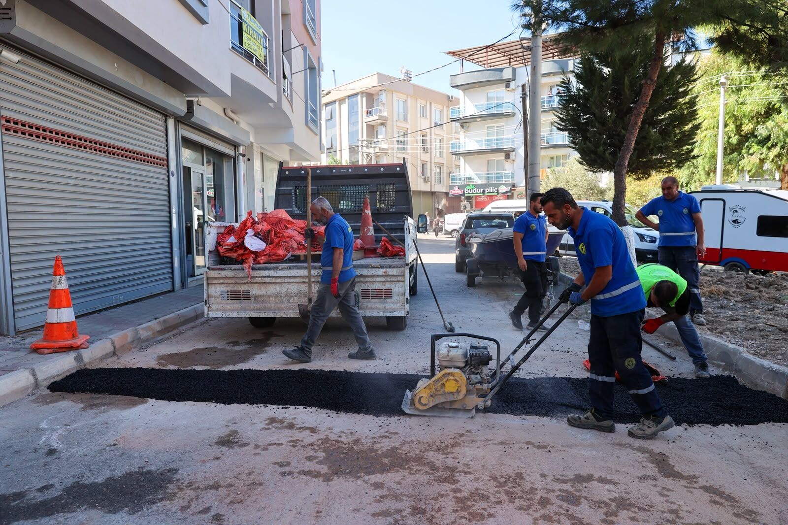 Buca’da Dünya Temizlik Günü’ne özel temizlik harekâtı