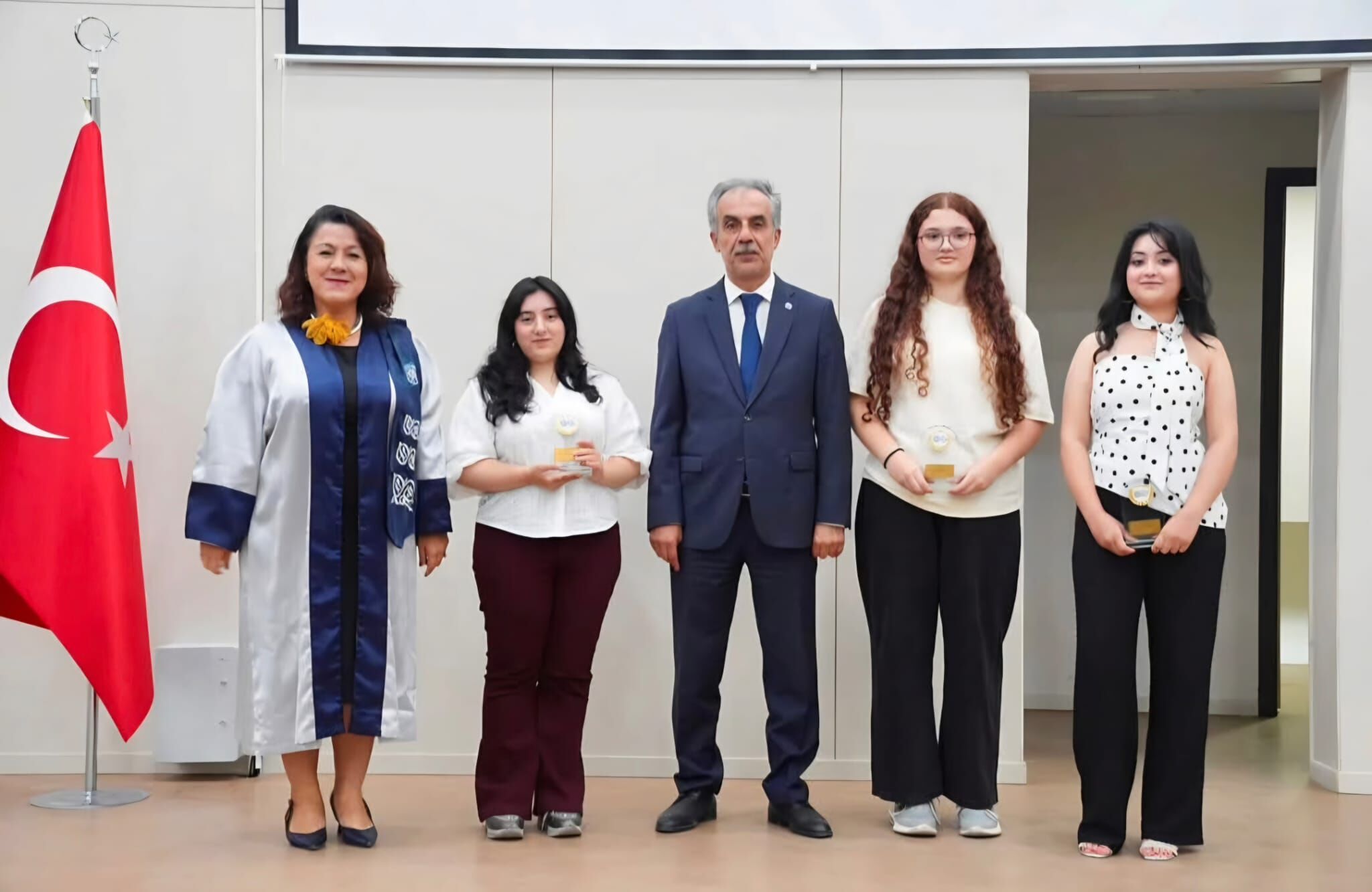 Genç hemşire adayları "Uyum Programı" ile yeni döneme hazır