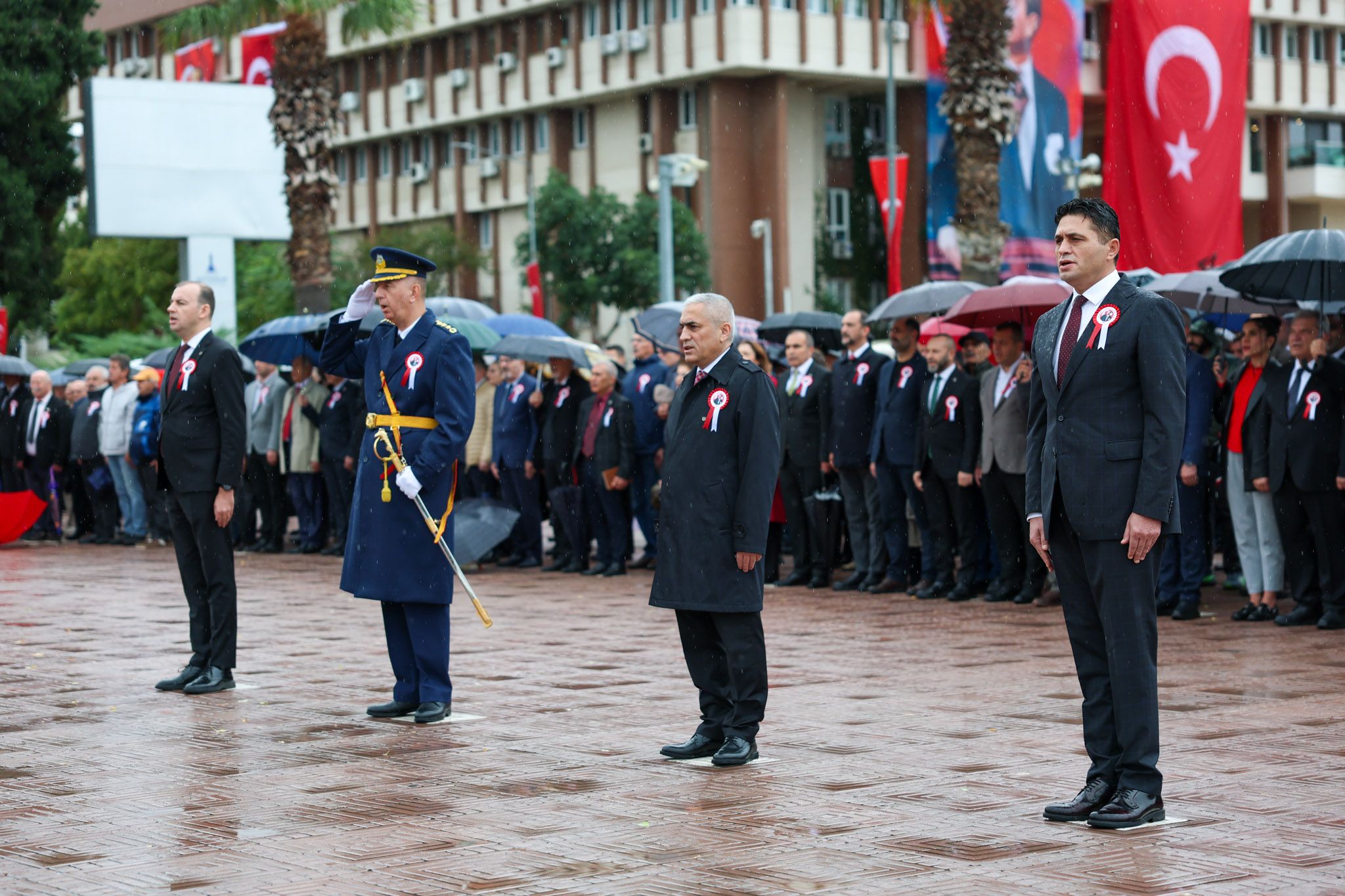 7 Ali̇ağa’da Cumhuri̇yet Bayrami Kutlamalari Başladi
