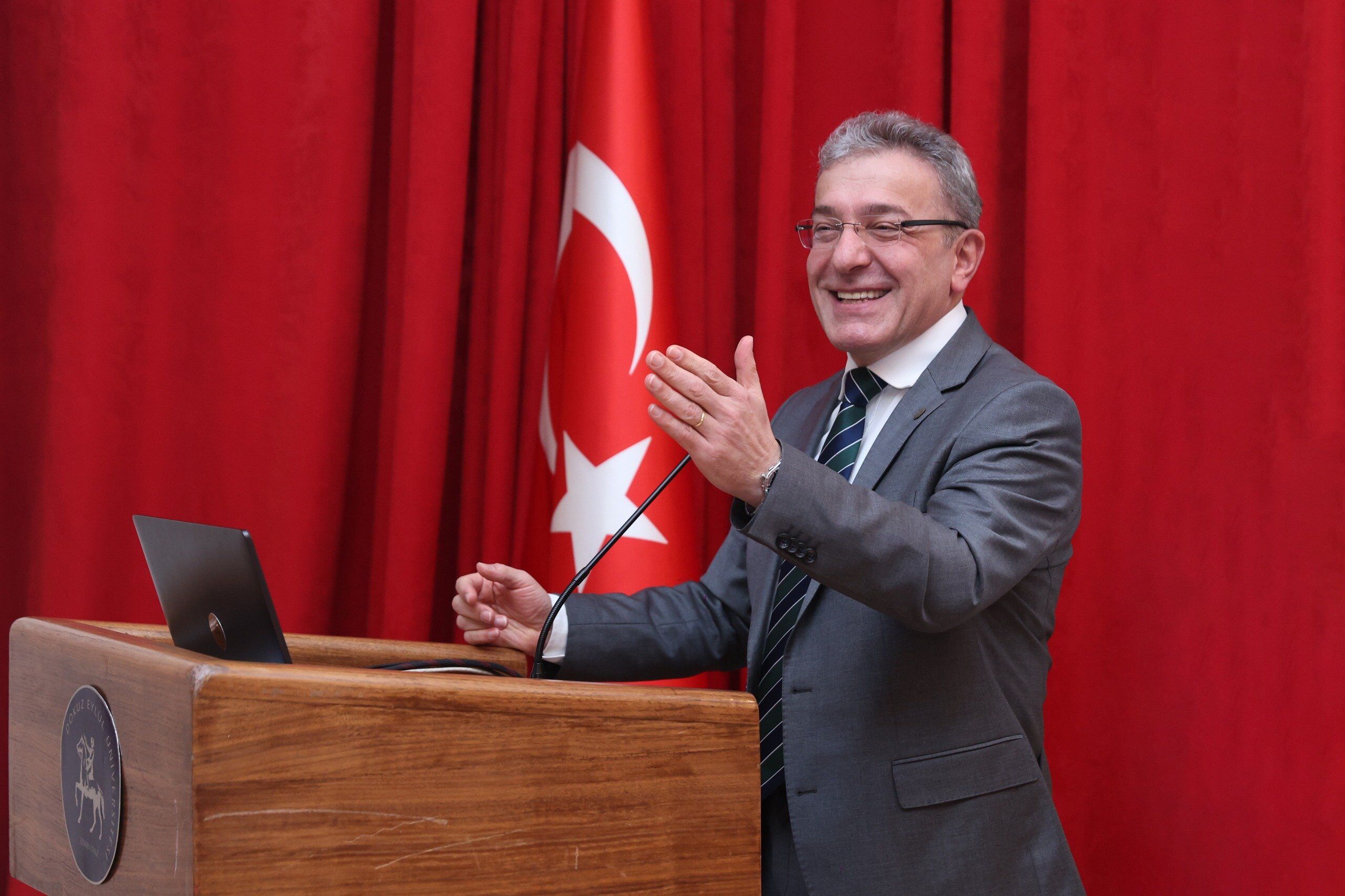 Deü 60+ Tazelenme Üni̇versi̇tesi̇'nde Yeni̇ Akademi̇k Yil Başladi (4)